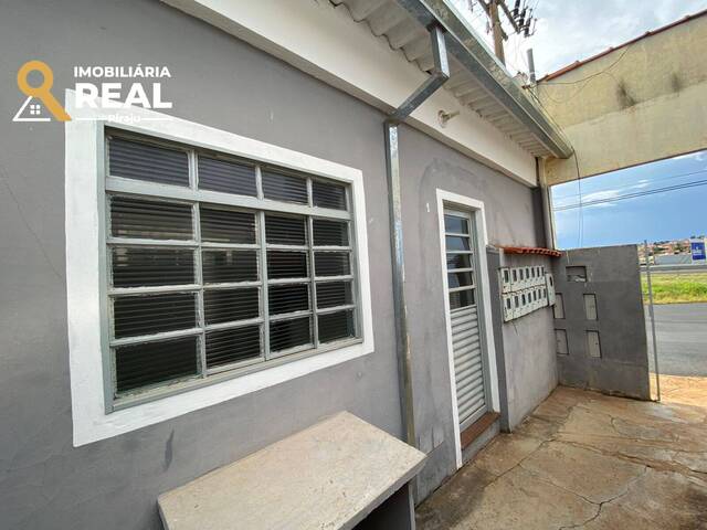 #27 - Casa para Locação em Piraju - SP - 1