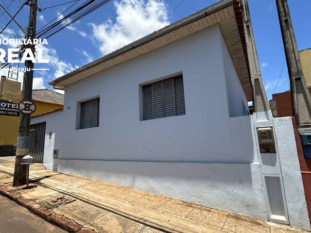 #37 - Casa para Locação em Piraju - SP - 2