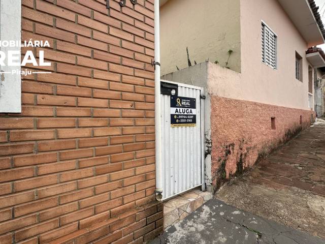 #6 - Casa para Locação em Piraju - SP - 2