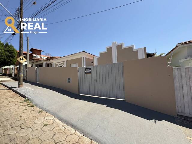 #185 - Casa para Locação em Piraju - SP - 2