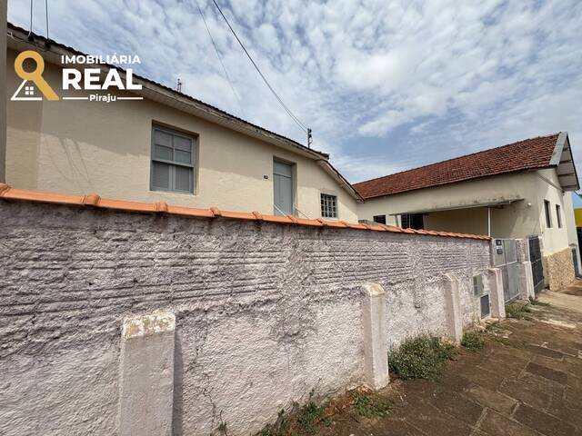 #109 - Casa para Locação em Piraju - SP - 2