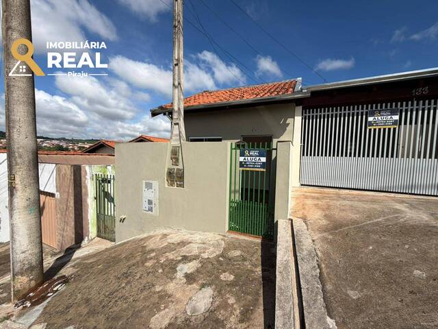 #64 - Casa para Locação em Piraju - SP - 2